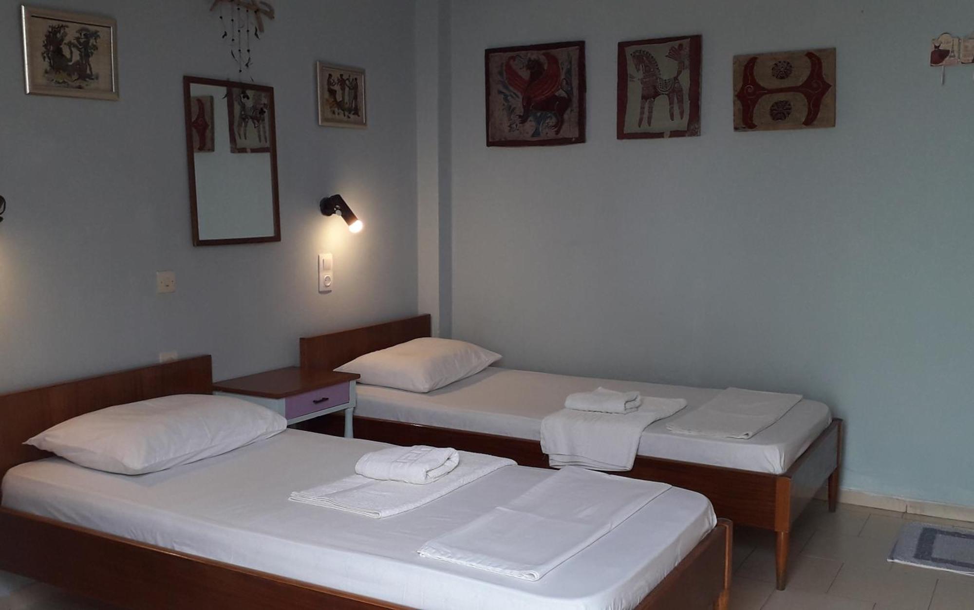 Αmmos Rooms Palaiochora Eksteriør billede