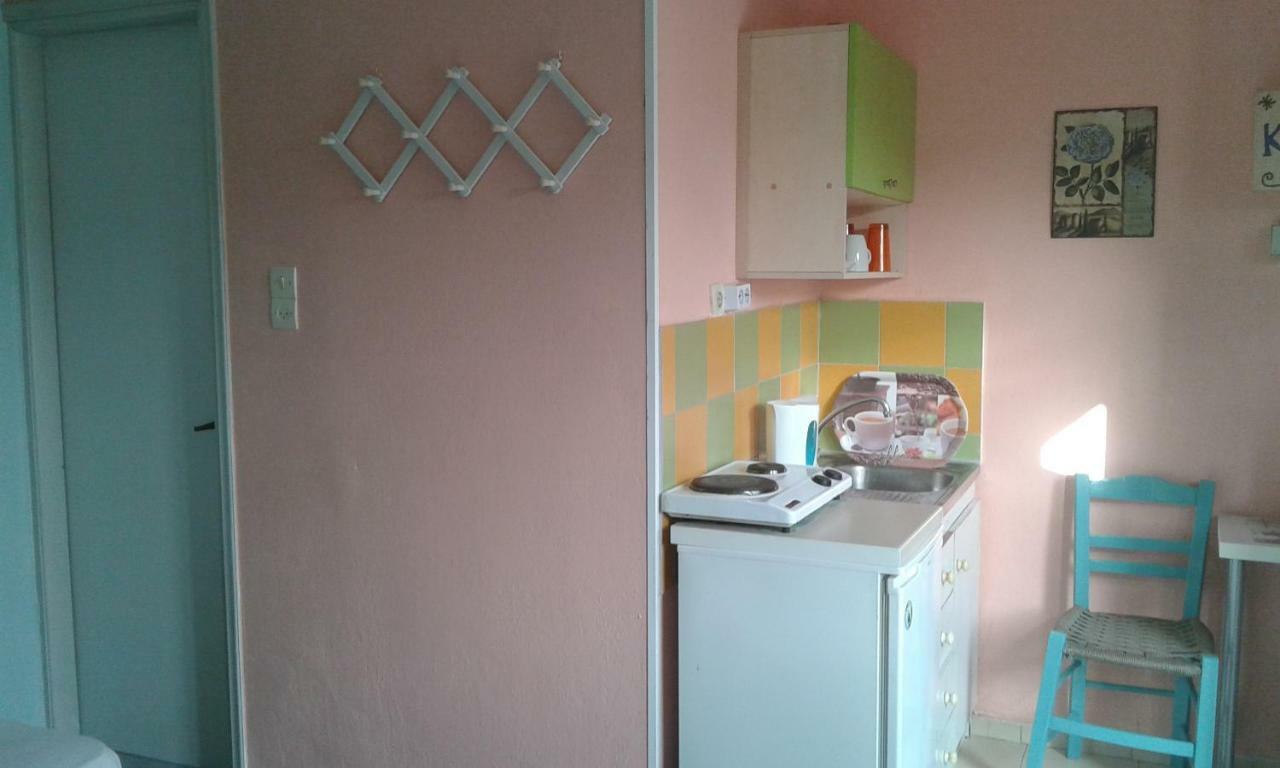 Αmmos Rooms Palaiochora Eksteriør billede